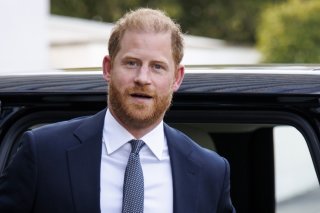 Le prince Harry est de retour au Royaume-Uni pour la première fois depuis avril 2025 pour plusieurs engagements prévus. KEYSTONE/EPA/TOLGA AKMEN